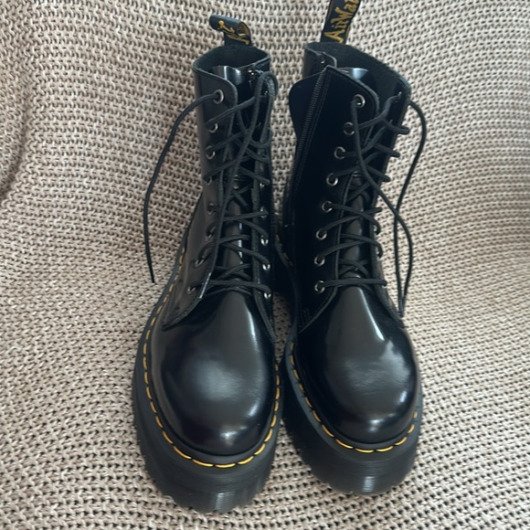 Dr. Martens Jadon boots - Picture 2 of 6